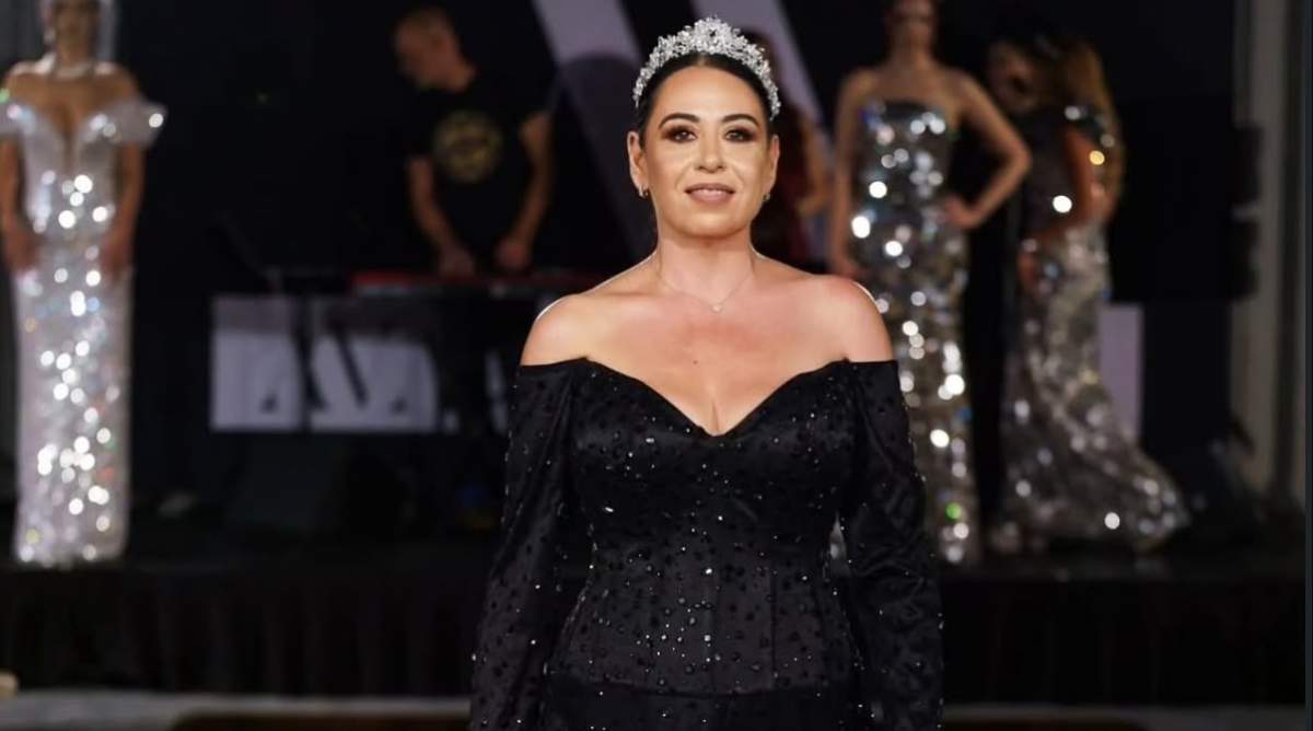 Oana Roman, în rochie de gală