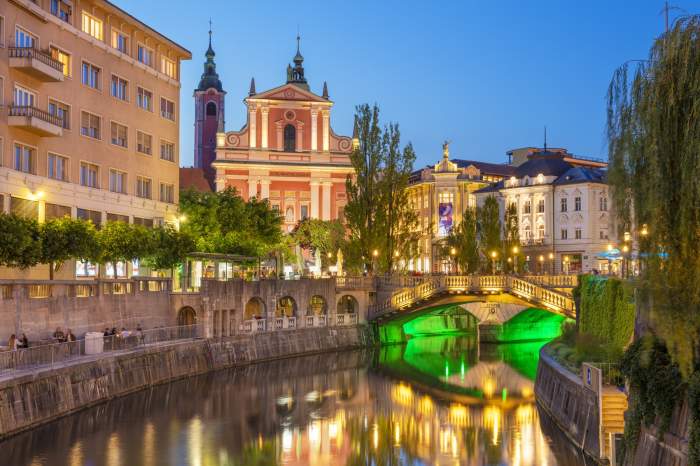 Orașul din Europa mai puțin cunoscut care merită vizitat toamna. Ce poți vizita acolo într-un city break