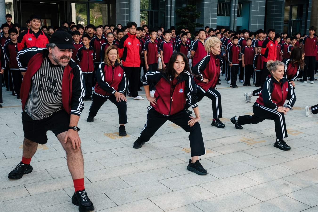 Ce se întâmplă diseară la Asia Express - Drumul Mătăsii. Lupta pentru Marea Imunitate trece printr-o școală de Kung Fu