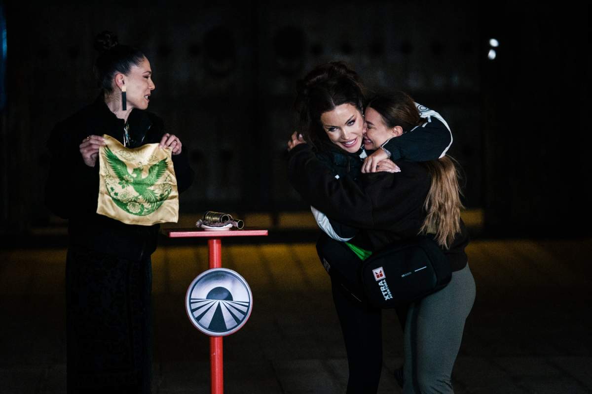 Asia Express, lider detașat de audiență. Loredana Chivu și Ana Maria Mocanu, salvate de eșarfa verde