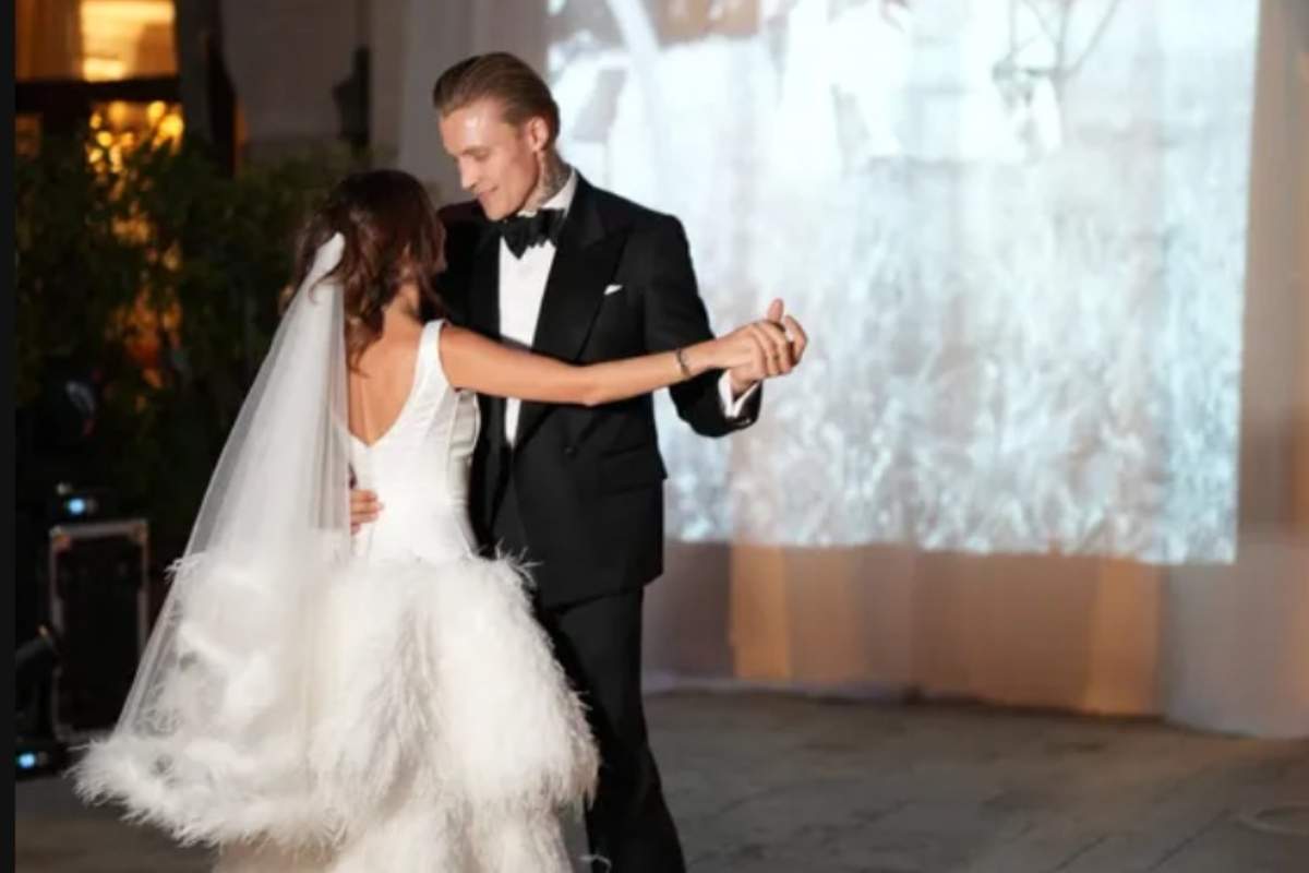 Tort spectaculos la nunta lui Valerie Lungu cu Alex Gilca. Detaliul care a atras toate privirile