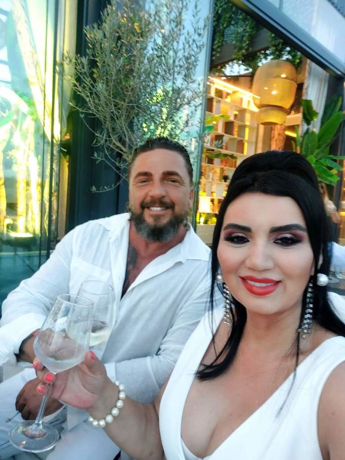 Cu ce se ocupă George Restivan, soțul Adrianei Bahmuțeanu, în SUA. De abia acum a dezvăluit