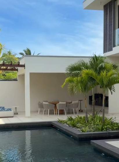 Cât costă o noapte la resortul unde s-a cazat Rareș Cojoc, în Mauritius. Cum arată locația