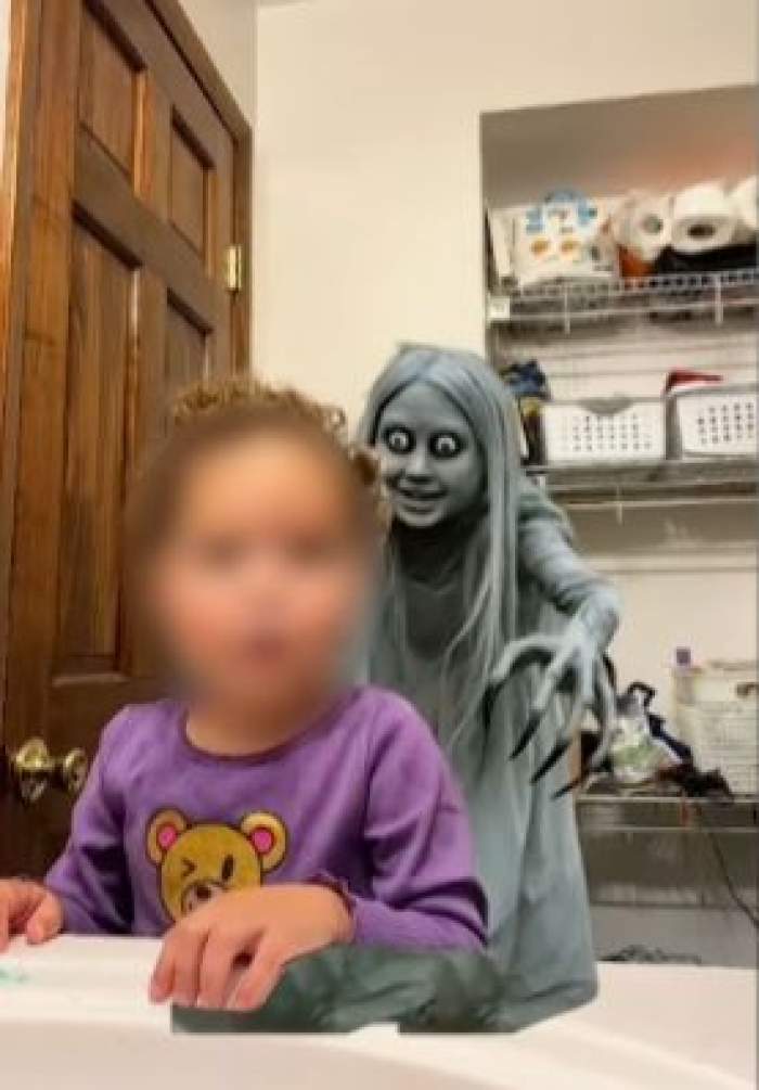 Ce se ascunde în spatele celui mai nou trend de pe TikTok, „Ghost filter prank”. Specialiștii trag un semnal de alarmă pentru părinți