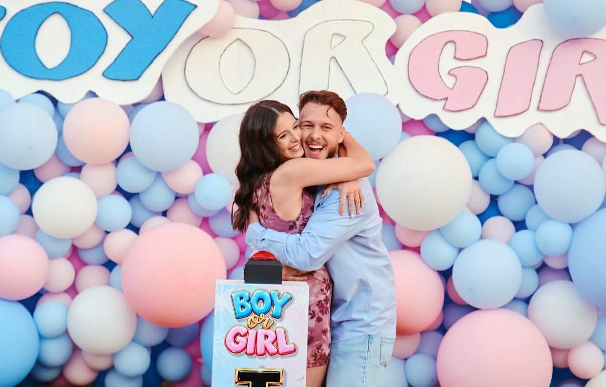Ariana și Mitzuu, la gender reveal