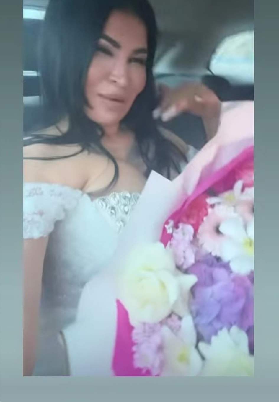Ramona de la Clejani s-a căsătorit. Primele imagini cu ea în rochie de mireasă