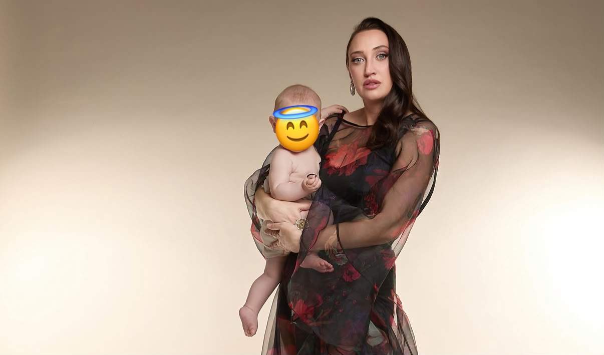 Ilona Brezoianu și fiul ei
