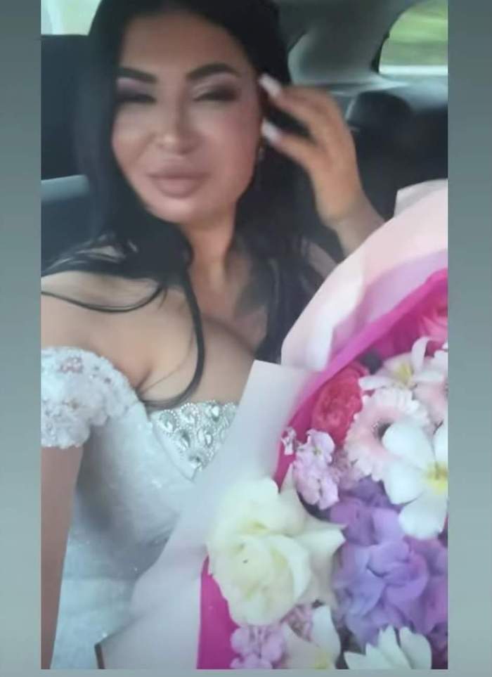 ramona de la clejani in masina, in rochie alba