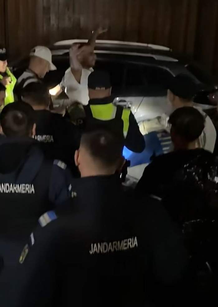 Gheboasă, oprit de polițiști! Ce gest a făcut cântărețul în timp ce oamenii legii îl controlau