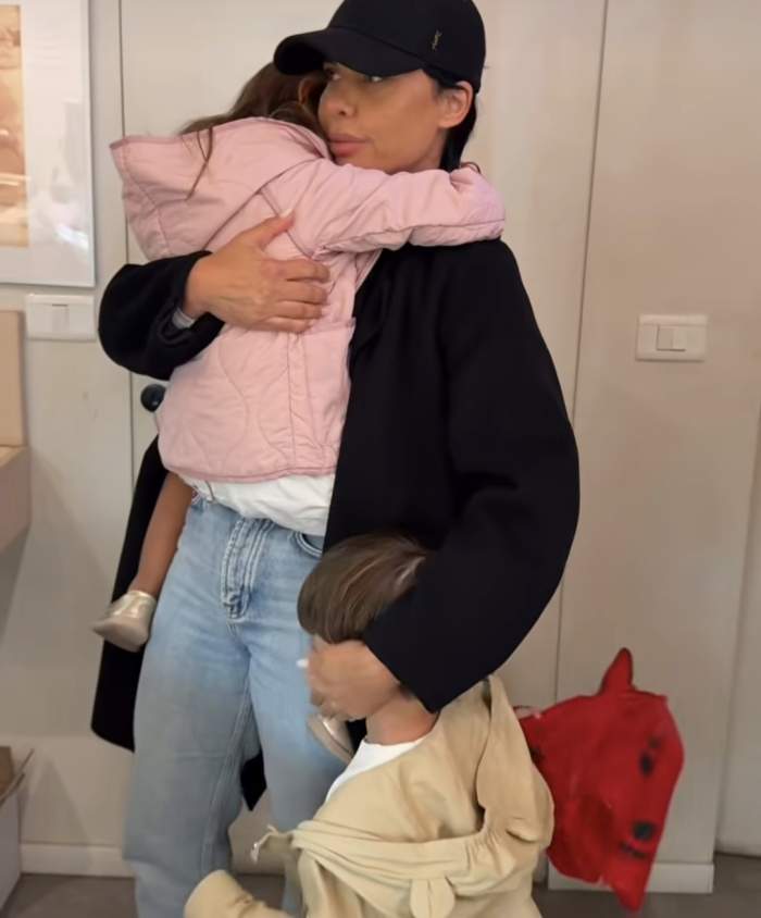 Andreea Popescu, din nou alături de copiii ei după aproape două săptămâni: ”Cele mai grele 11 zile”