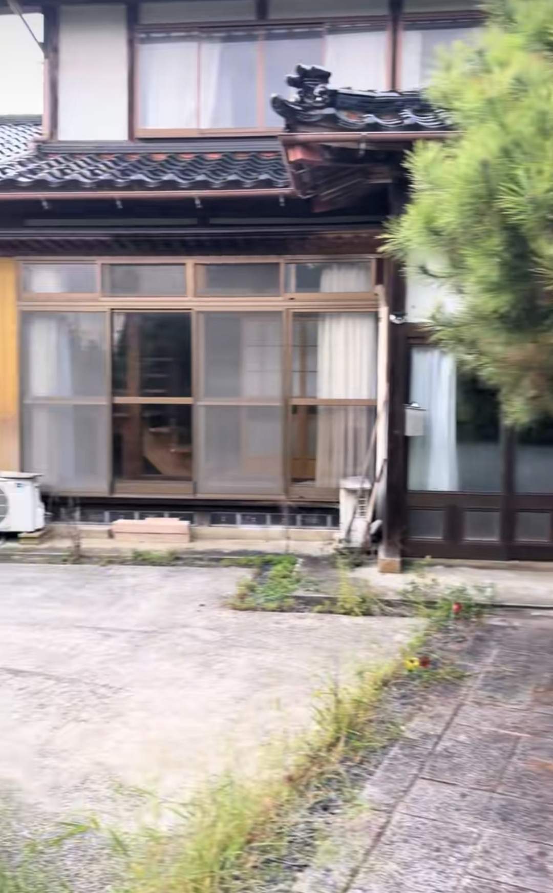 Doi români au cumpărat o casă în Japonia cu 10.000 euro. Cum arată locuința după renovare
