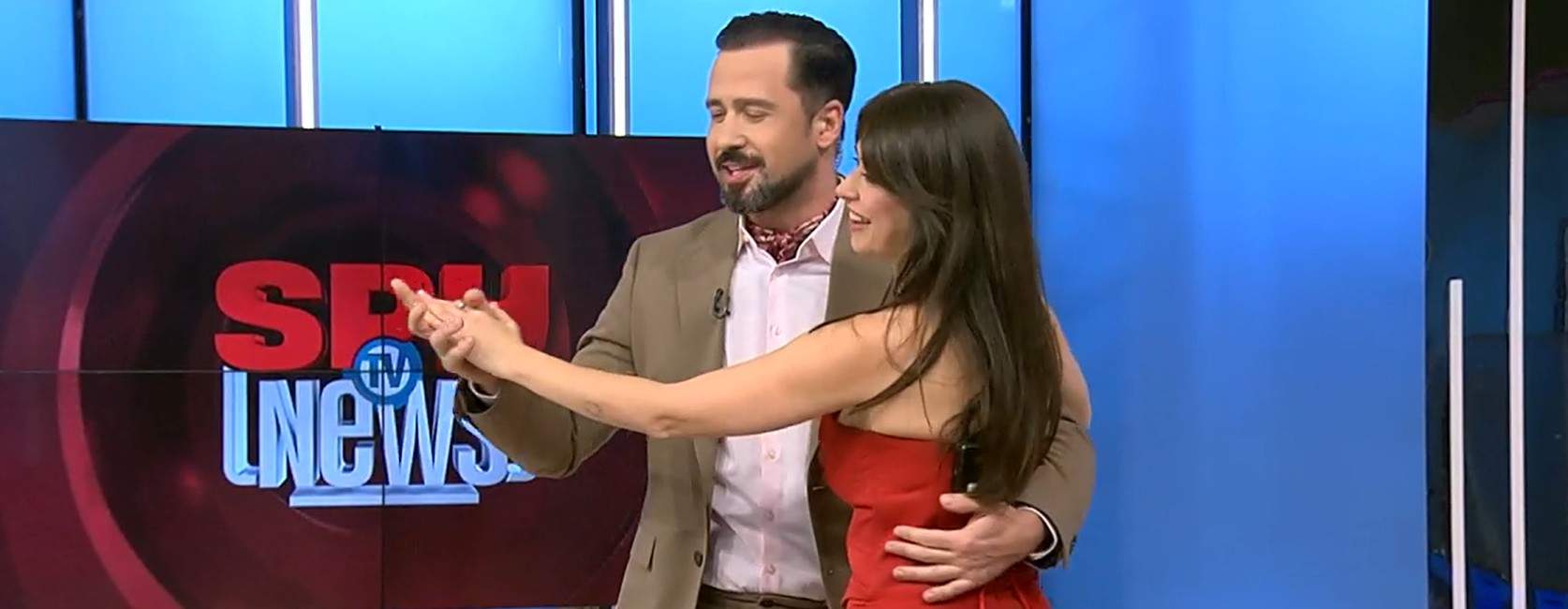 Moment savuros între Diana Bart și Alexandru Constantin! Prezentatorul a luat-o la dans pe vedetă