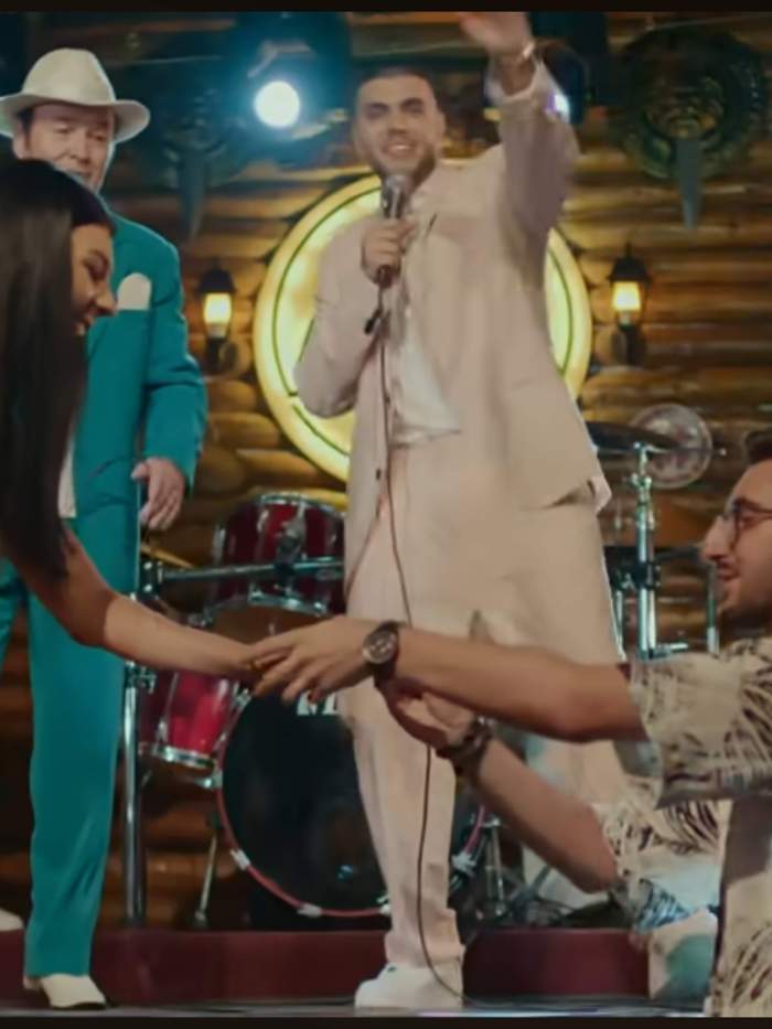 Andrei Banuta este pe scena