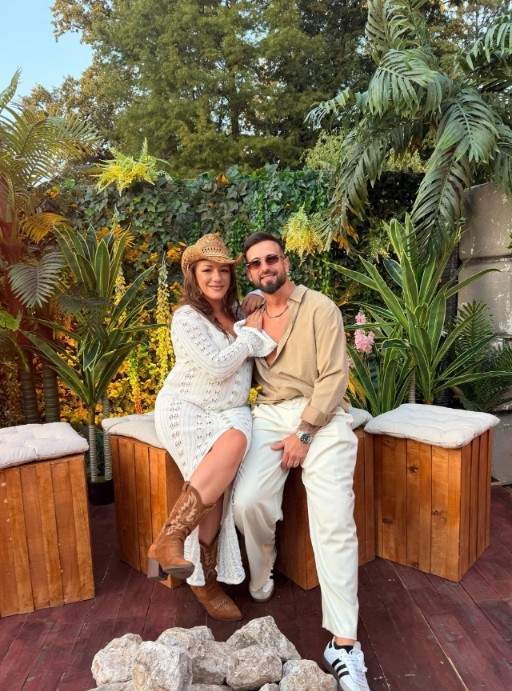 francesca sarao si cristi pungă insula iubirii