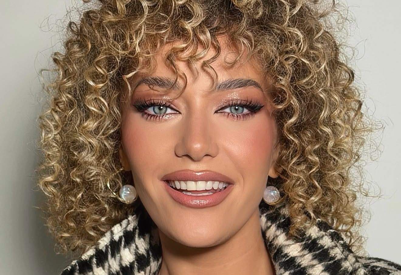 Alexia Talavutis, fotografie portret