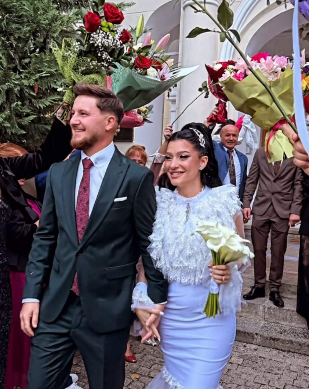 Fosta iubită a lui Teo Costache de la Insula Iubirii s-a căsătorit! Primele imagini cu graviduța în rochie de mireasă