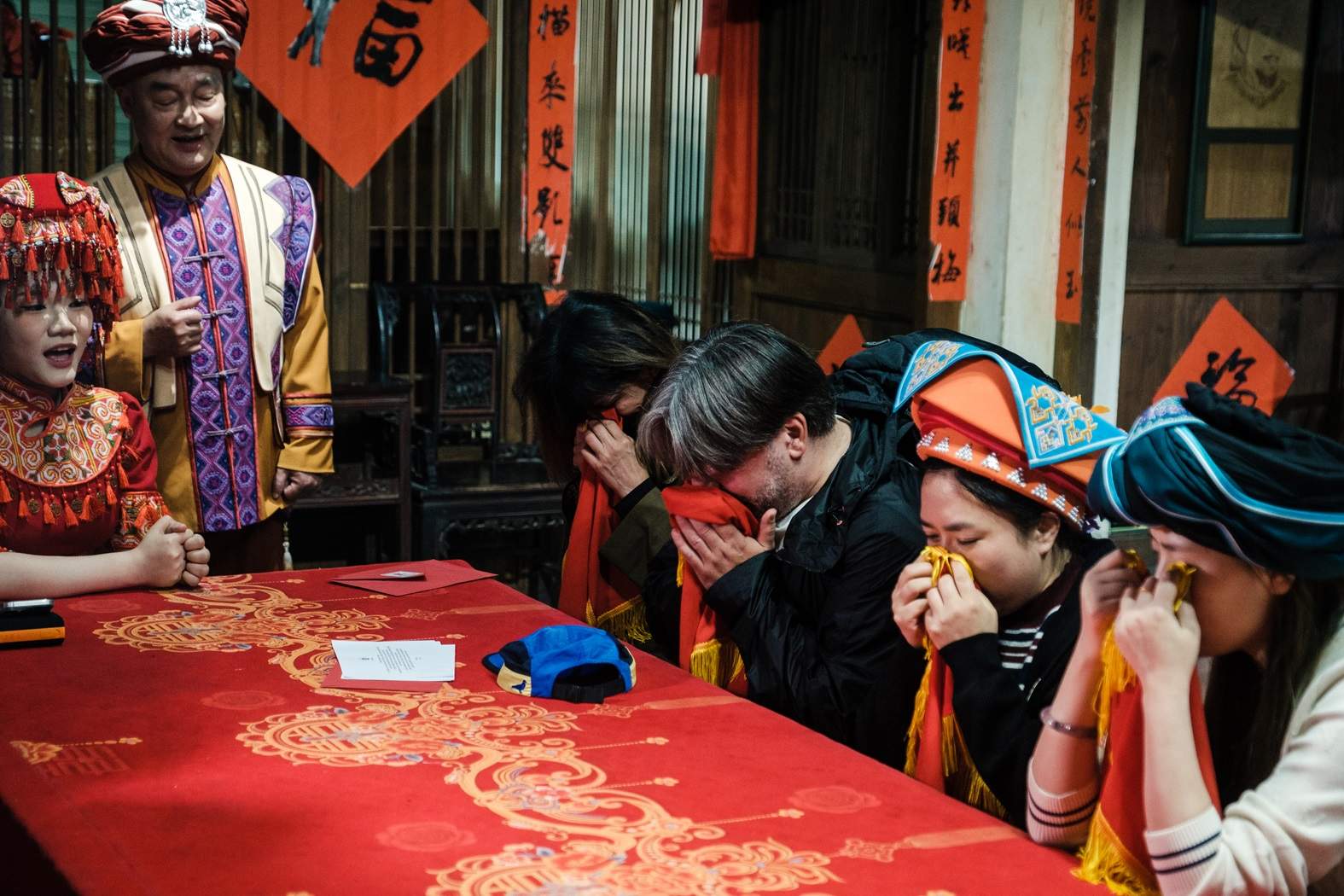 Concurenții Asia Express, în lacrimi în China! O tradiție veche de 800 de ani deschide etapa a cincea de pe Drumul Mătăsii, diseară, de la 20.00, pe Antena 1 și AntenaPLAY