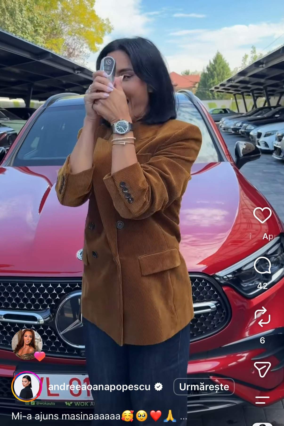 Andreea Popescu, lângă mașina nouă