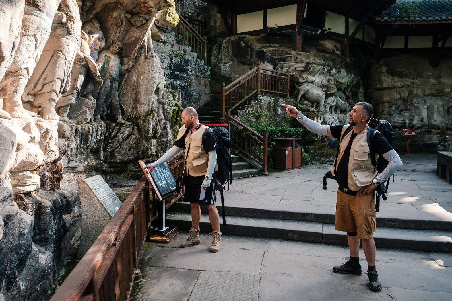 Cea de-a optsprezecea ediție Asia Express, lider detaşat de audiență. Diseară, de la 20.30, concurenții ajung la spectaculoasele sculpturi rupestre de la Dazu