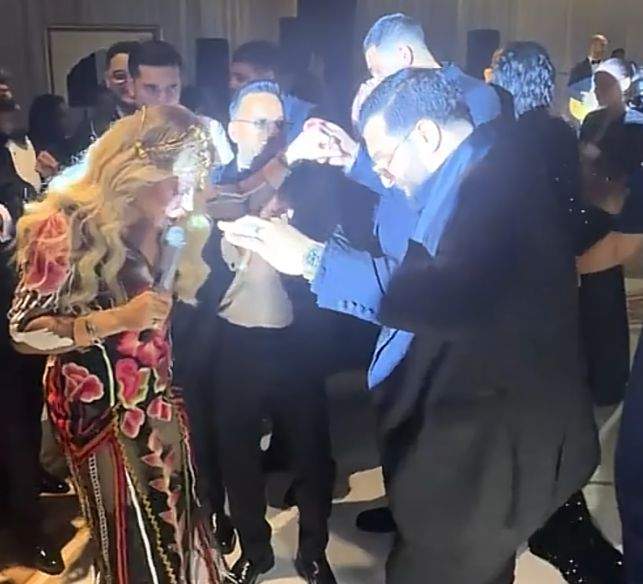 Tzancă Uraganu dansează cu Loredana Groza