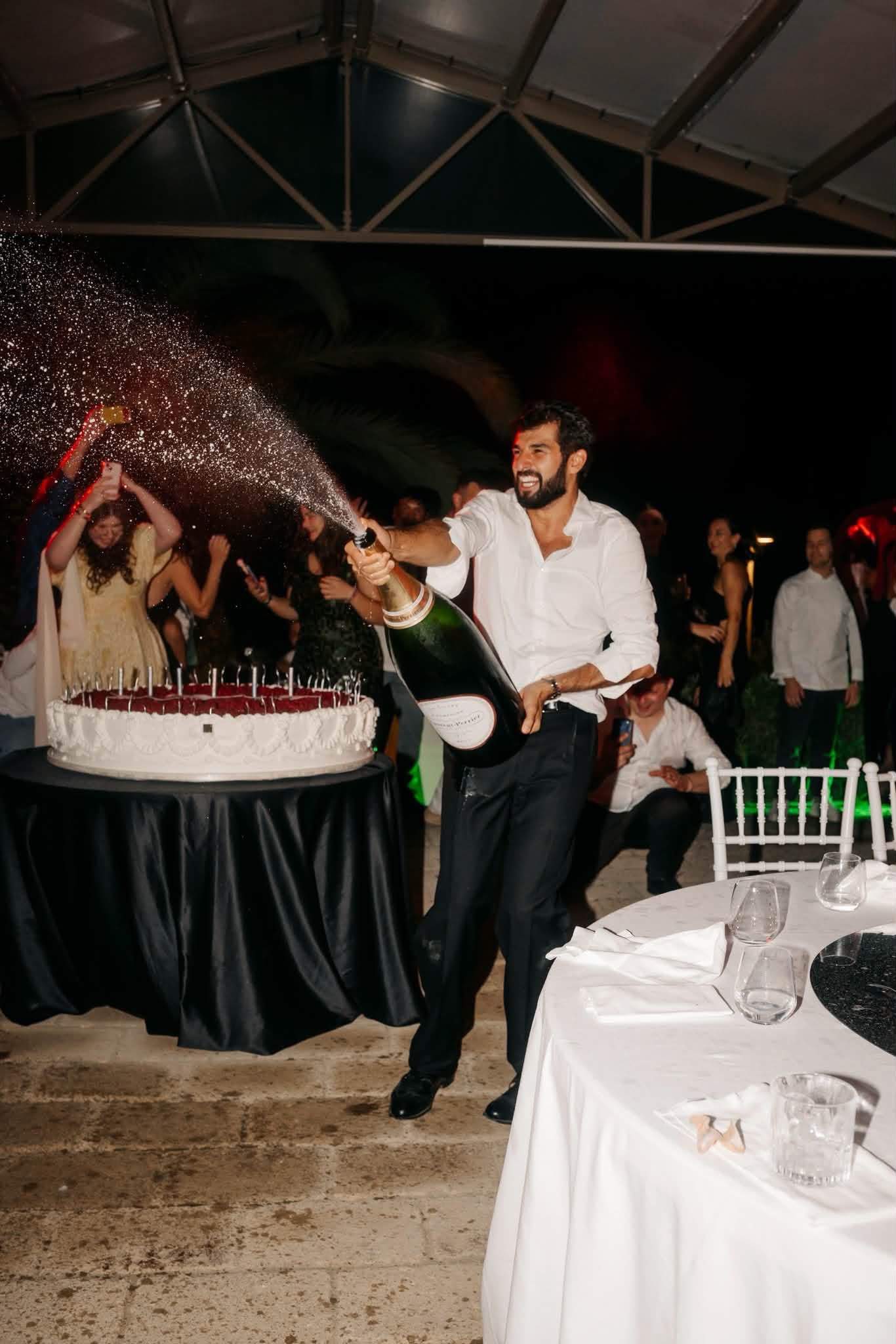 Chef Richard Abou Zaki, dezvăluiri după petrecerea sa aniversară! Ce va face cu banii primiți cadou: „Abia aștept...”