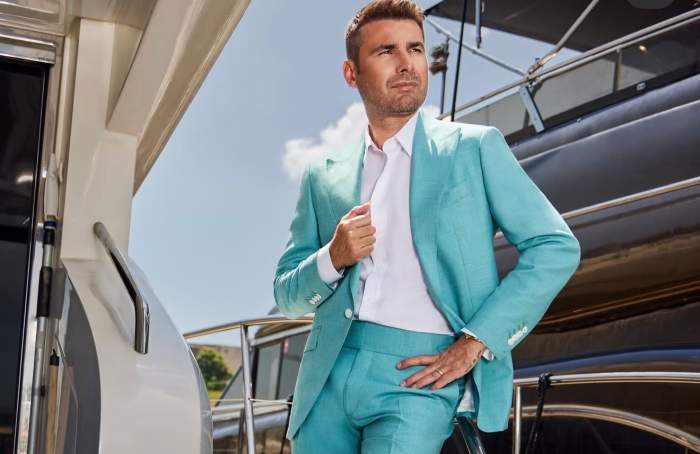 Adrian Mutu, la costum