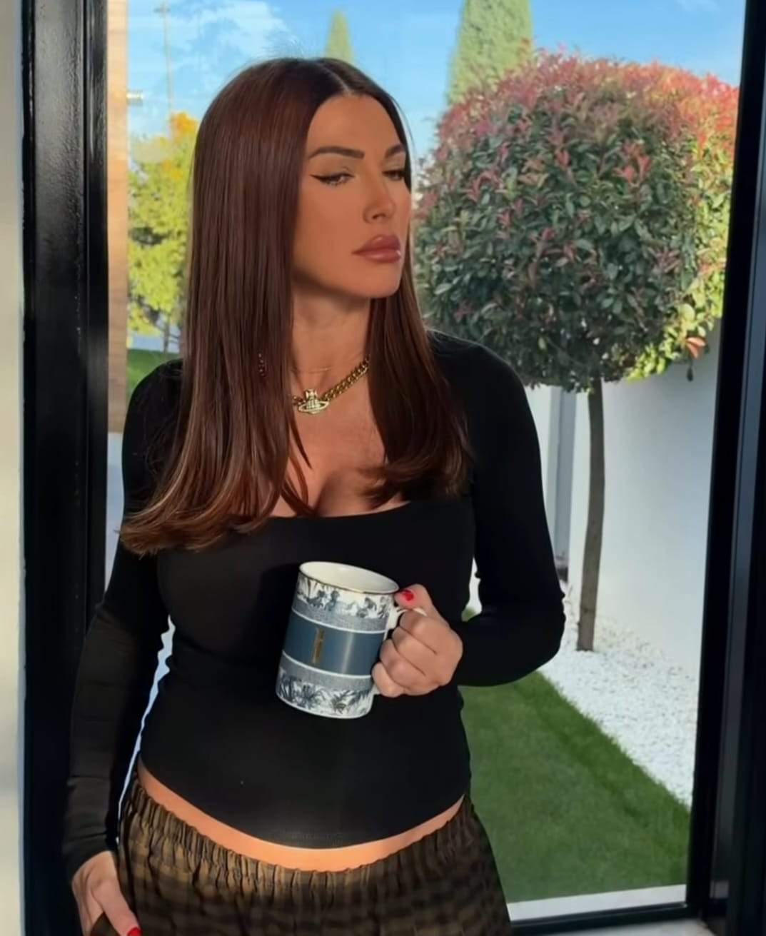 Ilinca Vandici și-a arătat pentru prima dată burtica de gravidă! Cu ce provocări se confruntă vedeta: ”Vine cu multe surprize”