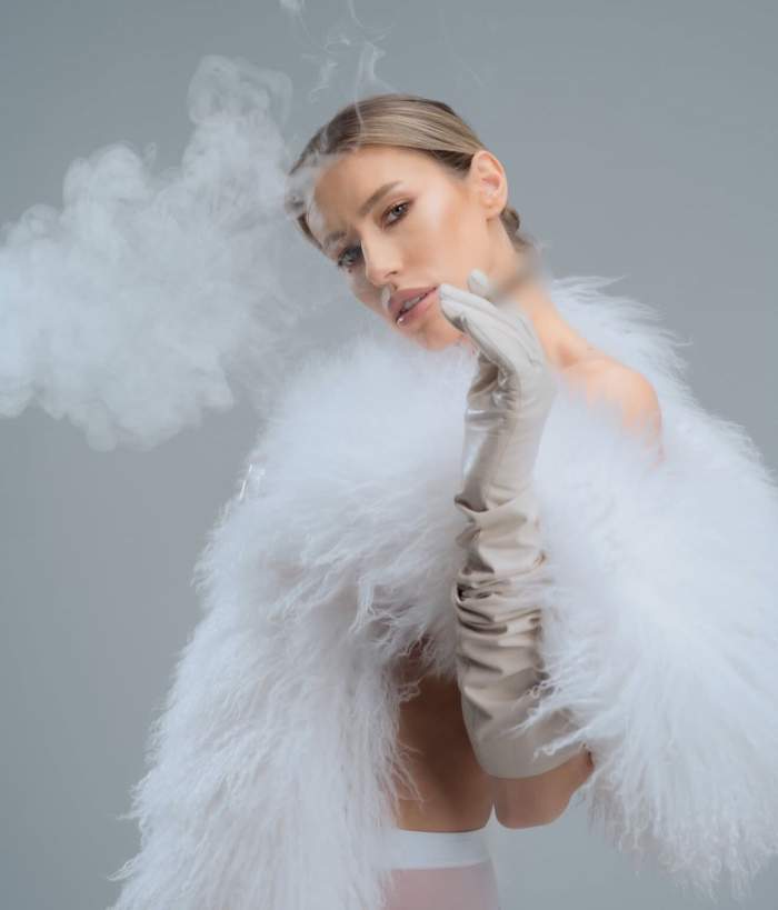 Gabriela Prisăcariu a încins Internetul