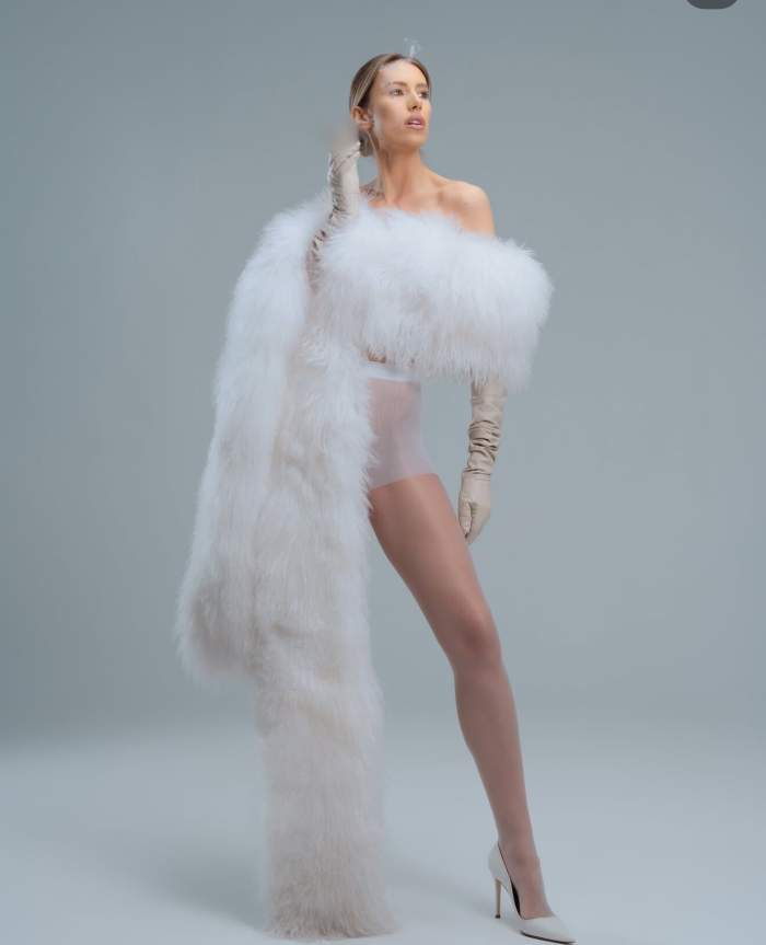 Gabriela Prisăcariu și-a afișat silueta în toată splendoarea