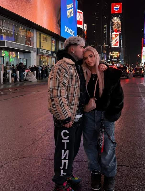 lino golden si iubita