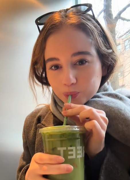 Irina Columbeanu arată cum decurge o zi din viața ei la facultate, în New York. Ce program are fiica Monicăi Gabor