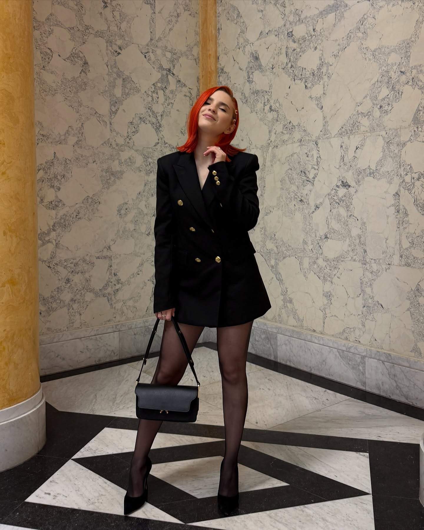 Cristina Ciobanasu imbracata elegant