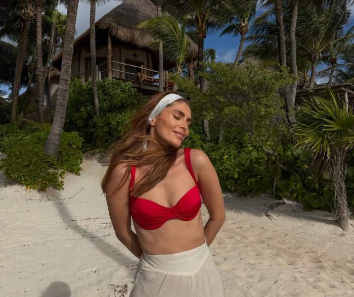 Sânziana Negru, pe plaja din Tulum