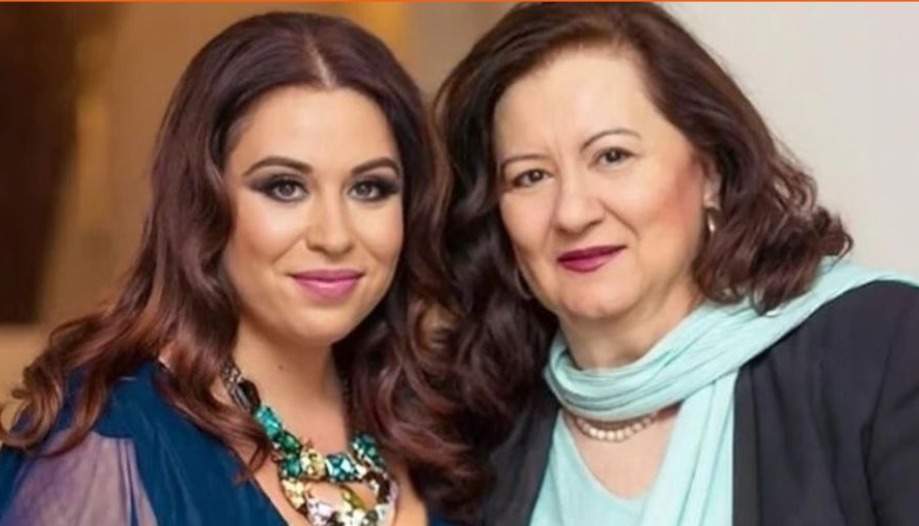 Oana Roman și mama ei