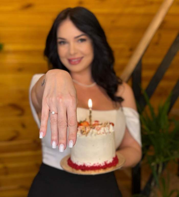 Deea Maxer a fost cerută în căsătorie