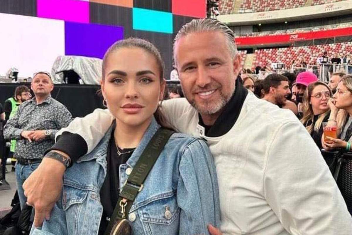 Corina Caciuc a împlinit 34 de ani. Cum a fost sărbătorită logodnica lui Laurențiu Reghecampf