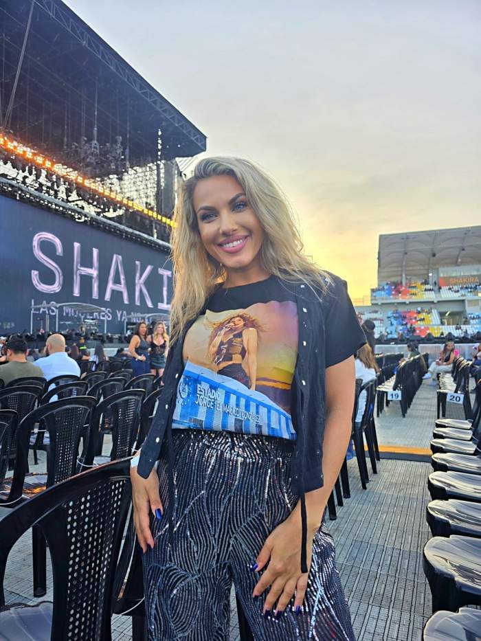 amna la shakira la concert