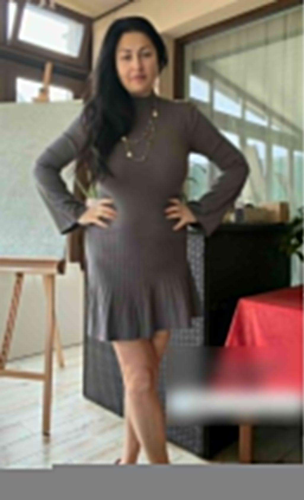 Gabrilea Cristea, în rochie