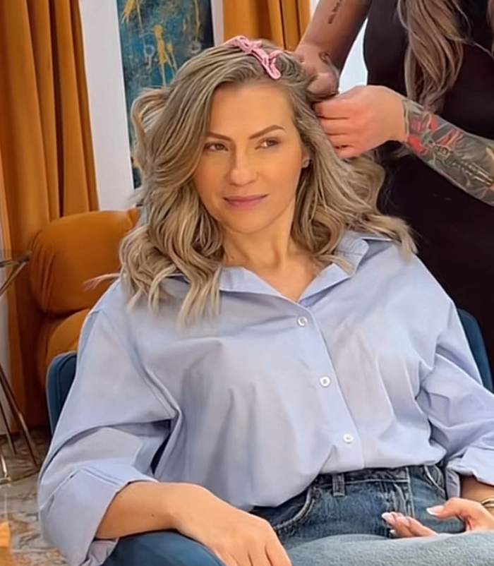 Mirela Vaida, la salon