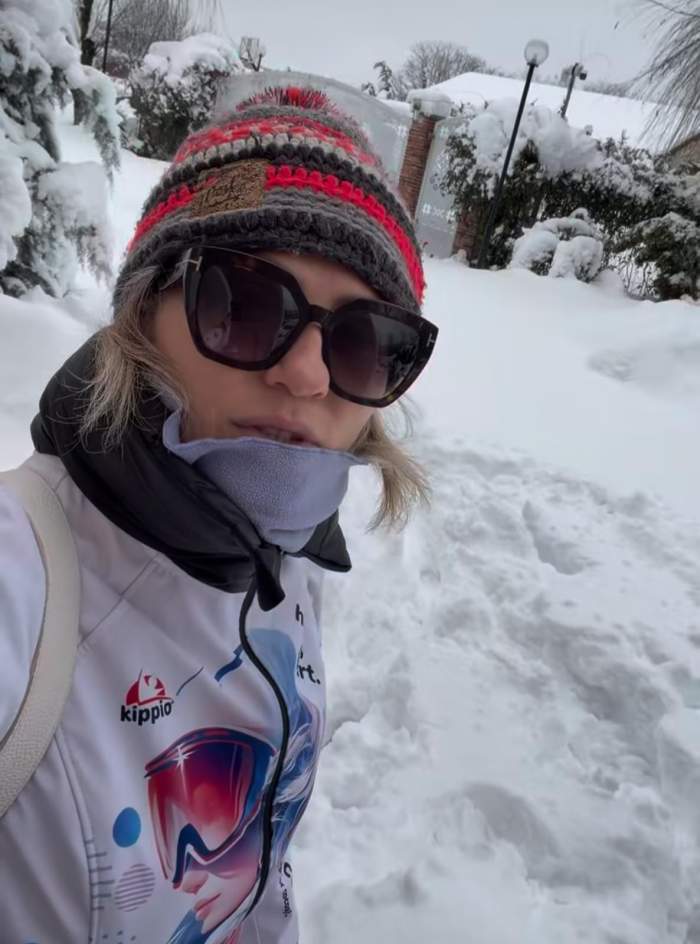 Mirela Vaida, îmbrăcată extrem de gros