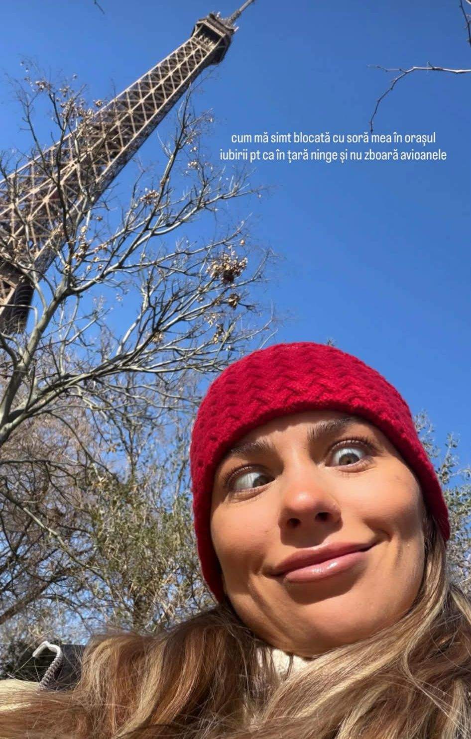 Jo, la Turnul Eiffel