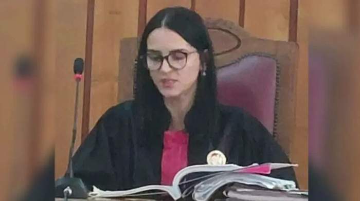 Lovitură pentru judecătoarea acuzată că se droga cu mafioții care îi dădeau mită | Nici brățară, nici afară!