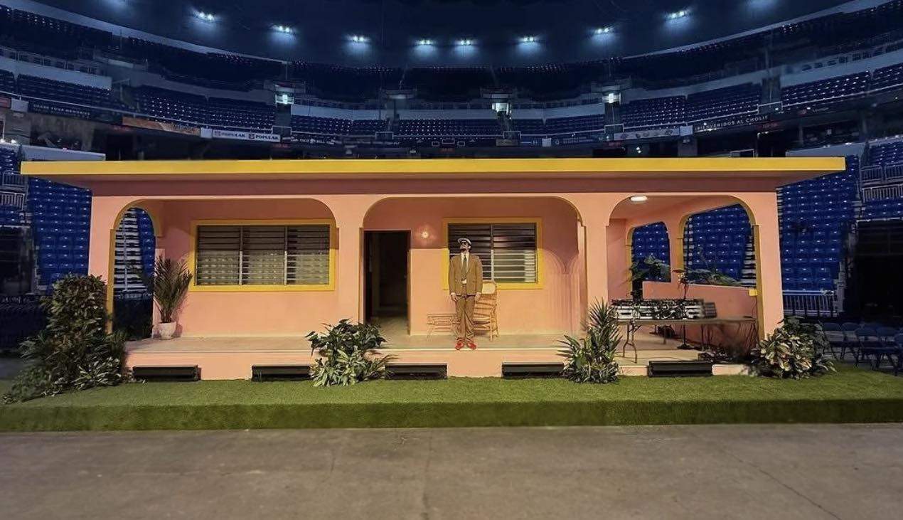 Casa folosită pe scenă