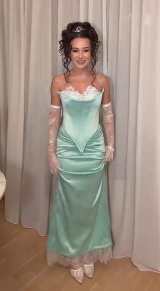 Stilistul vedetelor, Eniko Szanto, dă verdictul! Ce vedete s-au îmbrăcat impecabil și ce vedete au gafat la balul mascat al momentului