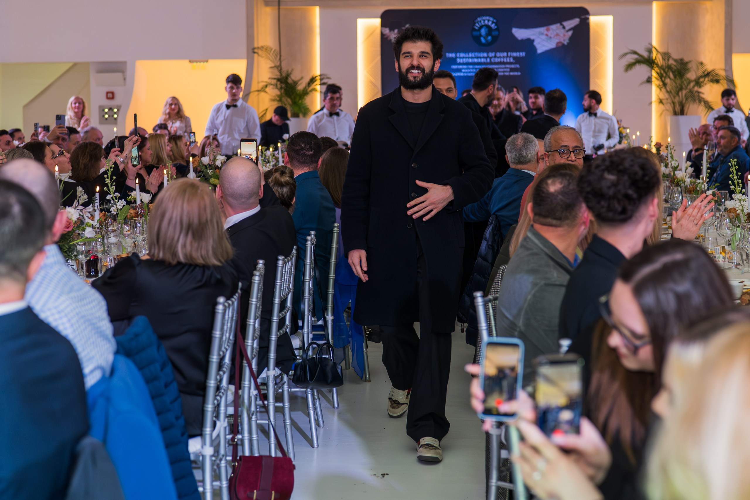 Jurații Chefi la cuțite, premiați aseară la Gala Chefi de România. Chef Richard: ”Premiul acesta vorbește despre revoluția culinară creată de noi la Chefi la cuțite”