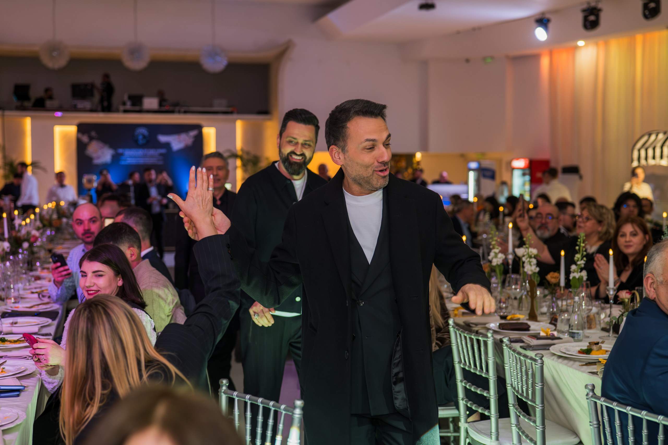 Jurații Chefi la cuțite, premiați aseară la Gala Chefi de România. Chef Richard: ”Premiul acesta vorbește despre revoluția culinară creată de noi la Chefi la cuțite”