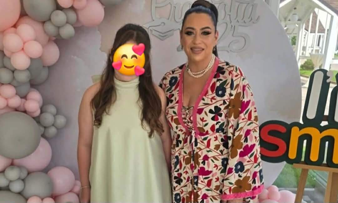 Oana Roman și fiica ei, Isabela