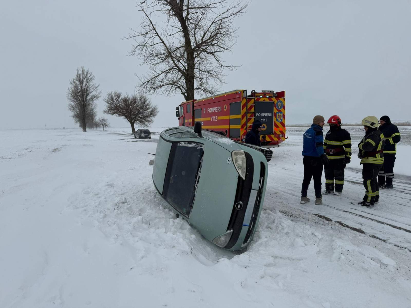 Iarna lovește din nou: Probleme majore în trafic și întreruperi de energie în mai multe județe Iarna lovește din nou: Probleme majore în trafic și întreruperi de energie în mai multe județe
