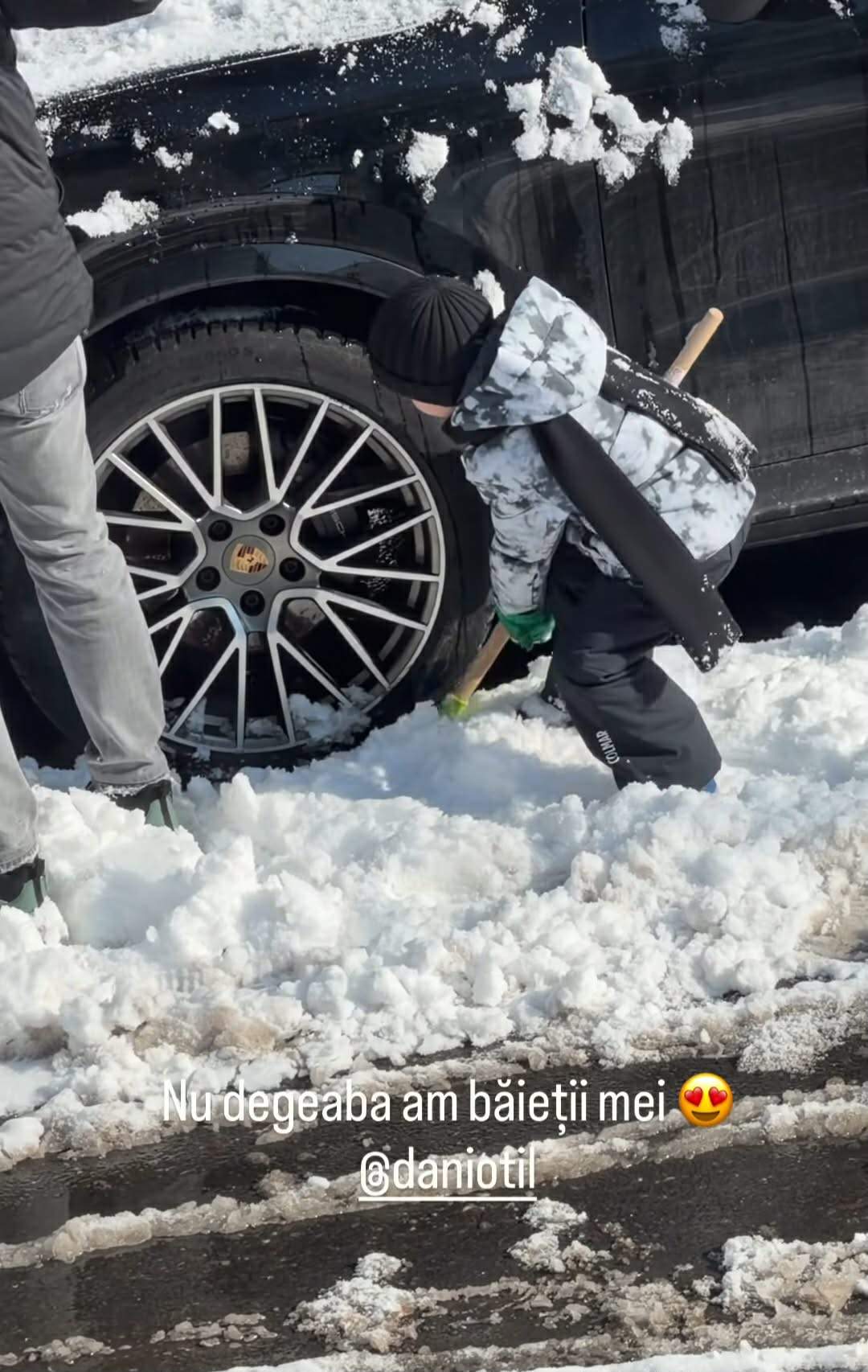 Gabriela Prisăcariu, imagine emoționantă cu Dani Oțil și fiul lor, Tiago! I-a filmat în ipostaze rare! | VIDEO