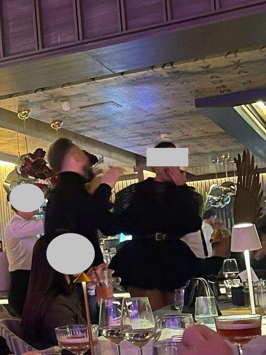 Bogdan Căplescu cucereste o bruneta